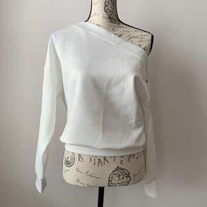 Bellizimos Cold-Shoulder Button Sleeve Top